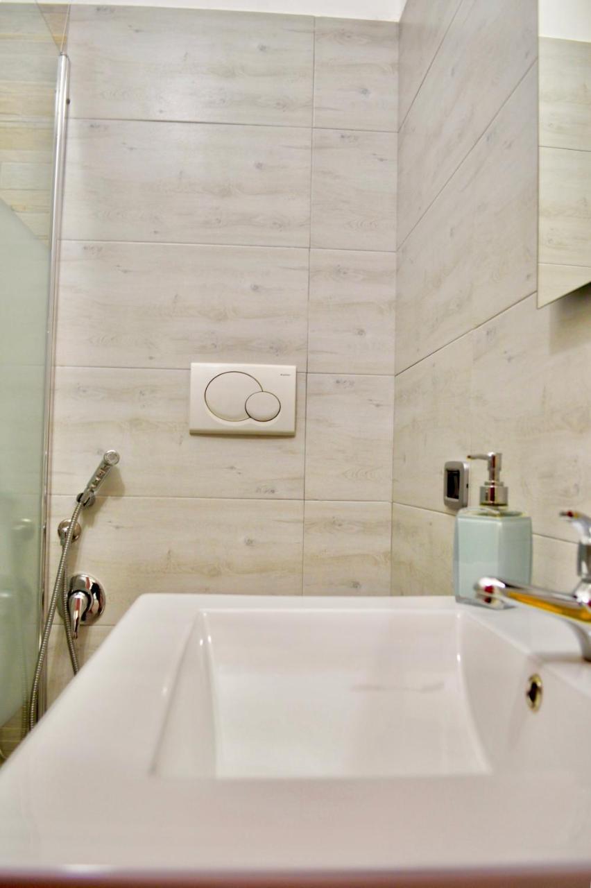 Guest House Maria Rome Bagian luar foto